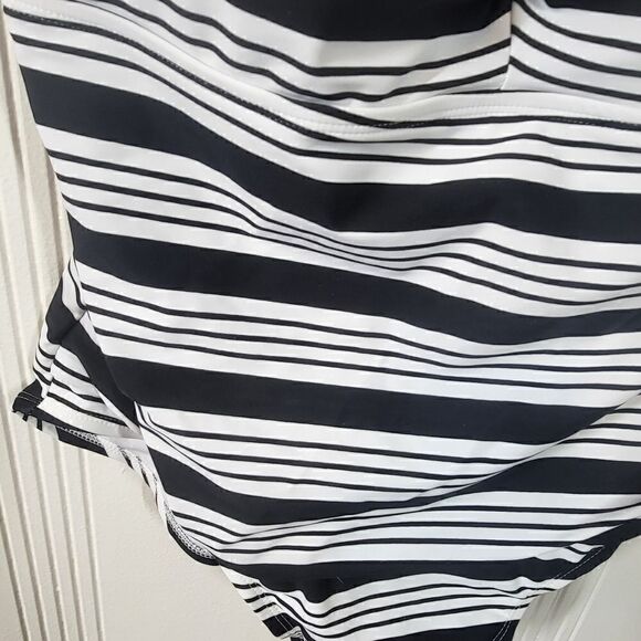 Plus Size Catalina Black & White One Piece Swimsuit - Picture 8 of 11